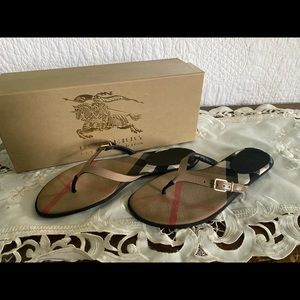 Burberry Meadow Thong Flip Flop Sandal
